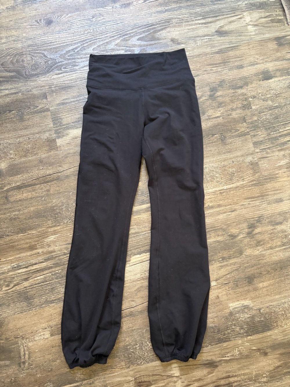 aerie Black High-Waist Leggings with Elastic Cuff
